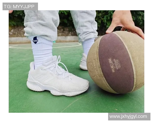 篮球装备选购指南:如何挑选适合你的高性能球袜推荐 篮球装备选购指南:如何挑选适合你的高性能球袜推荐