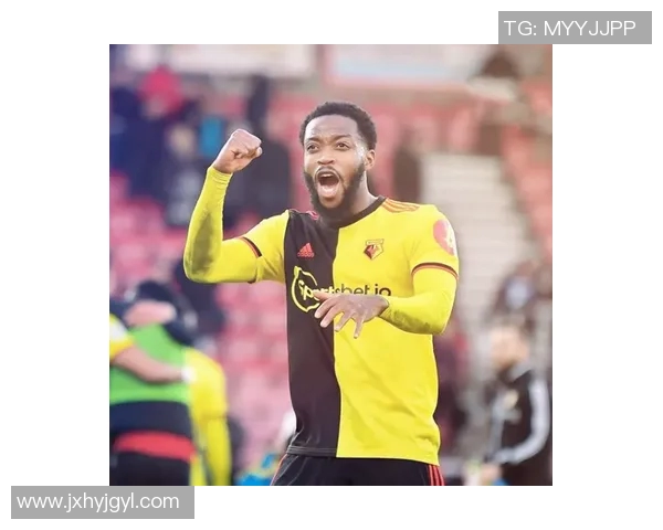 英超杨芳独家分享网球技巧与心得助你提升球技的秘诀 英超杨芳独家分享网球技巧与心得助你提升球技的秘诀