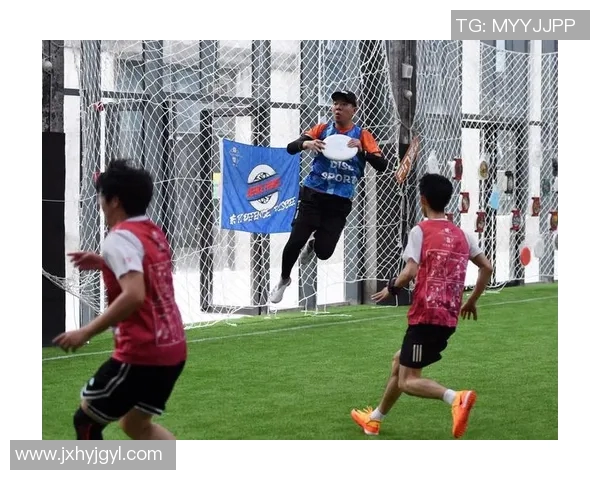 上海飞盘队在运动攀岩联赛中的力量表现分析与点评 上海飞盘队在运动攀岩联赛中的力量表现分析与点评