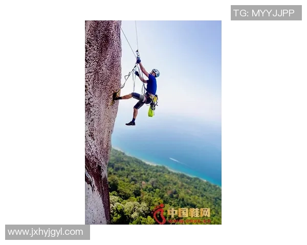 团结攀登重庆攀岩队的团队协作精神与体育魅力探索 团结攀登重庆攀岩队的团队协作精神与体育魅力探索