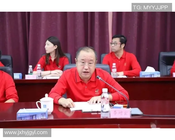 重庆篮球队与成都篮球队赛后复盘团队协作的成功与不足分析 重庆篮球队与成都篮球队赛后复盘团队协作的成功与不足分析